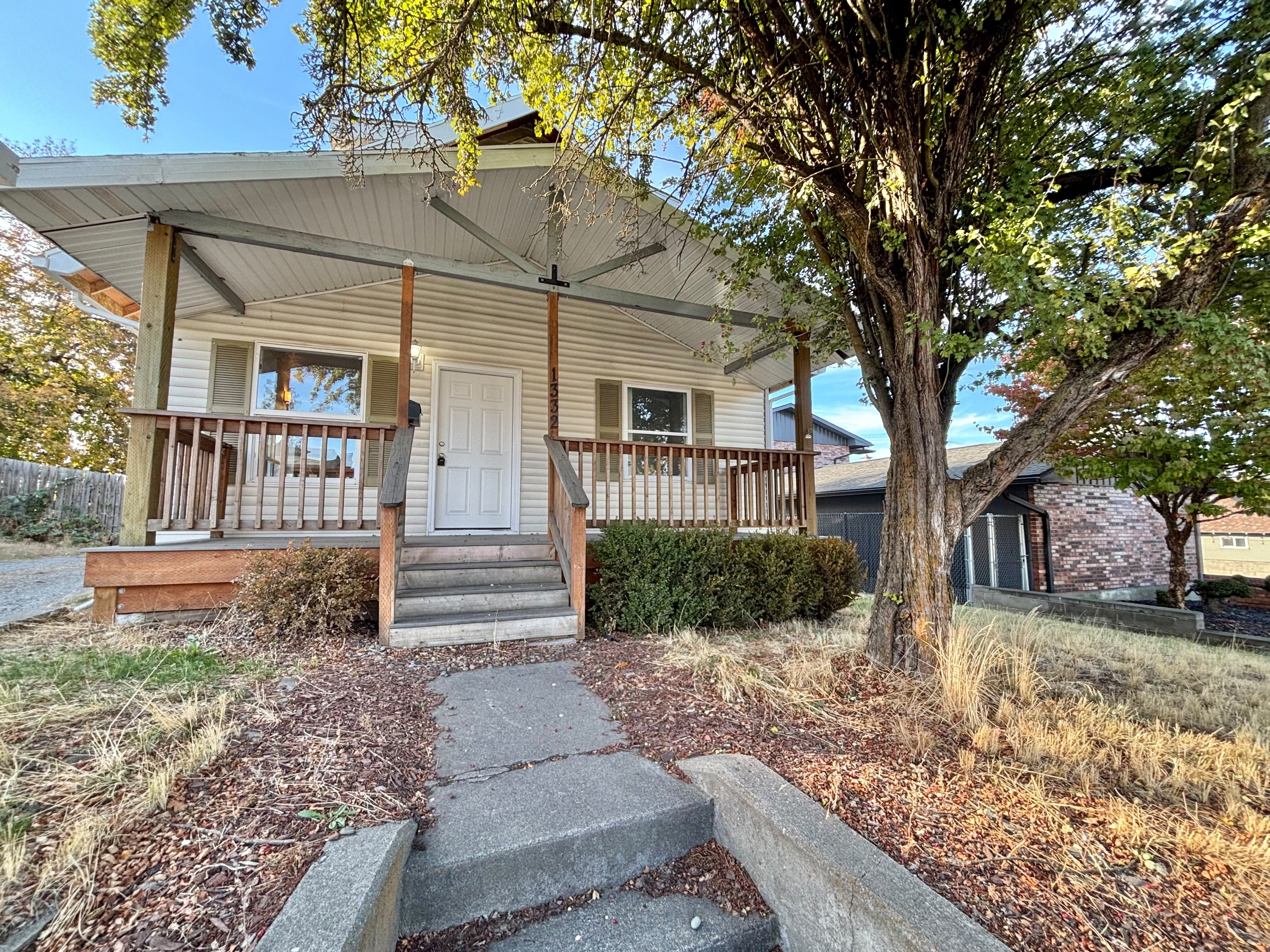 1332 East 29th Avenue