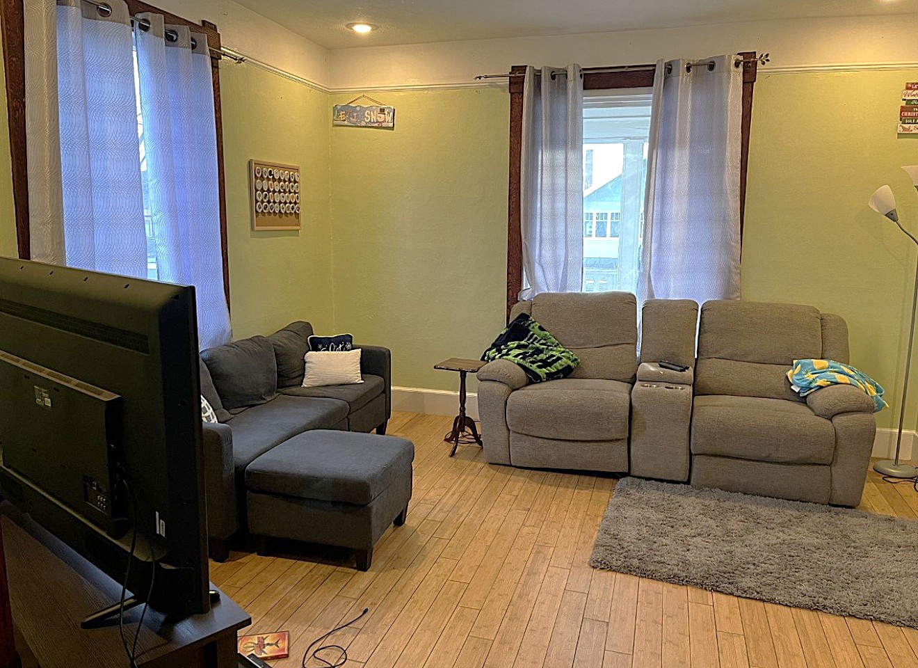 Property thumbnail image