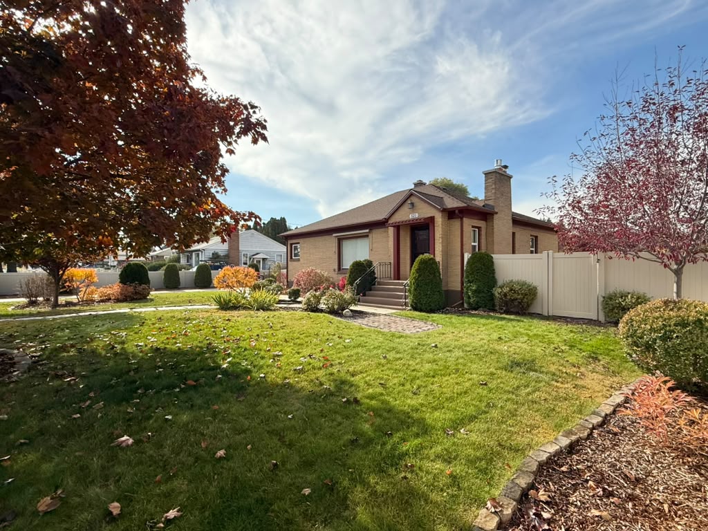 521 North Locust Road